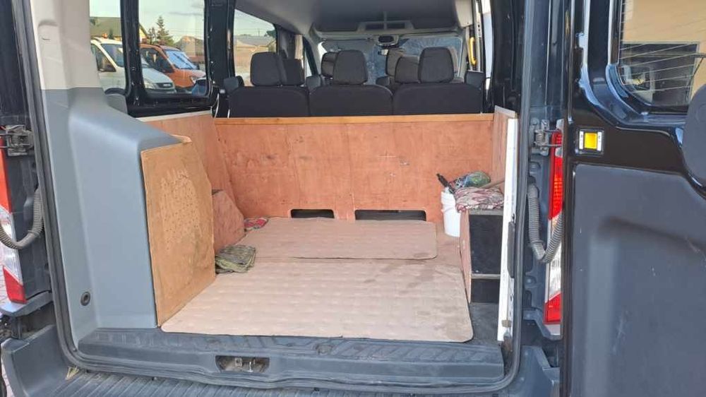 Ford Transit 9 osobowy zadbany