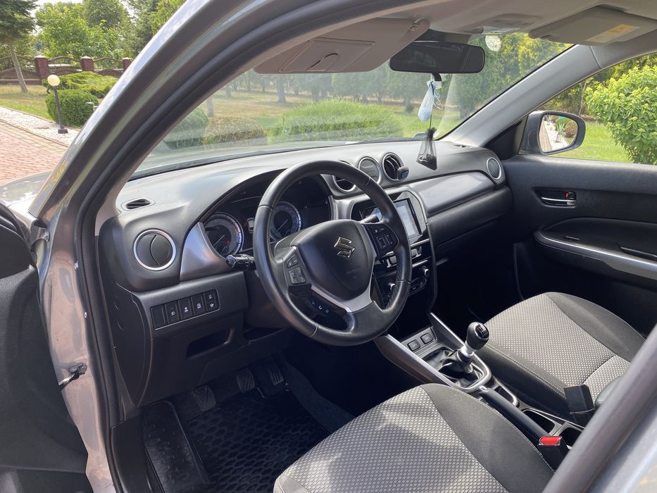 Suzuki Vitara Oryginalny maly przebieg. Auto jak nowe