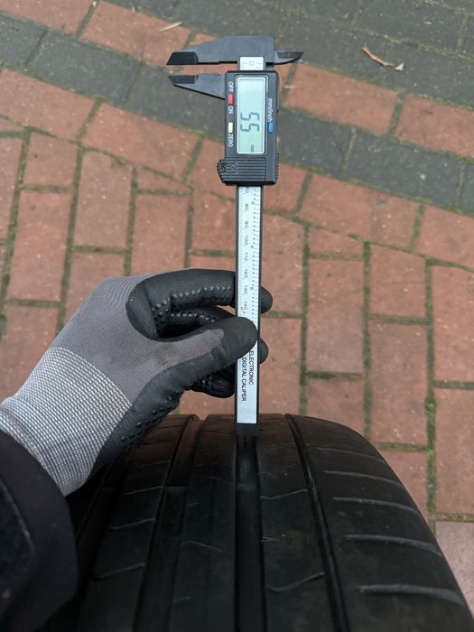 Opona Pirelli P Zero 99y 245/40 R20 Runflat dot  3721