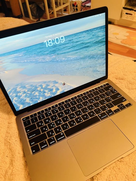 MacBook Air intel core i3