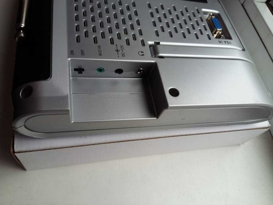 Телевизор 12/220V Opera монитор 11дюймов оригинал японская матрица