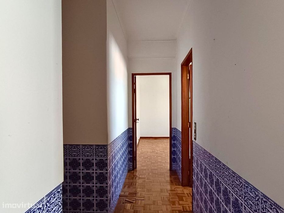 Apartamento T3 com vista sobre a cidade