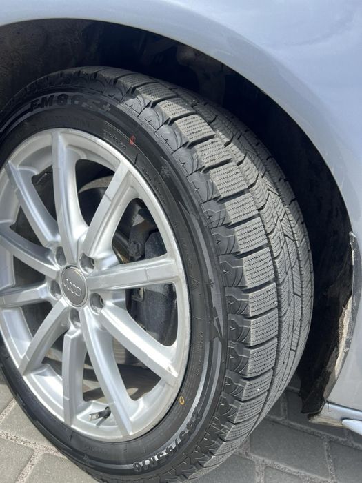 Продам Audi A4 b8 2015