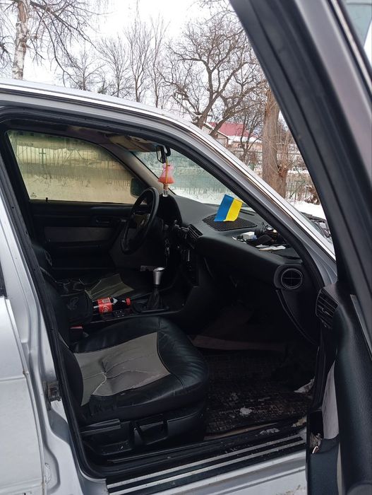 Продам BMW E34 m40b18