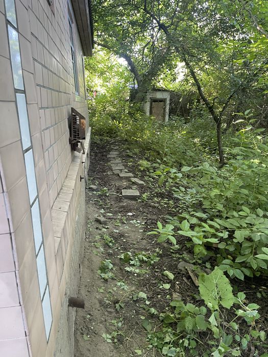 Будинок в селі Бужанка, Звенигородського (Лисянського) району, Черкаськоі області.   газифікований.