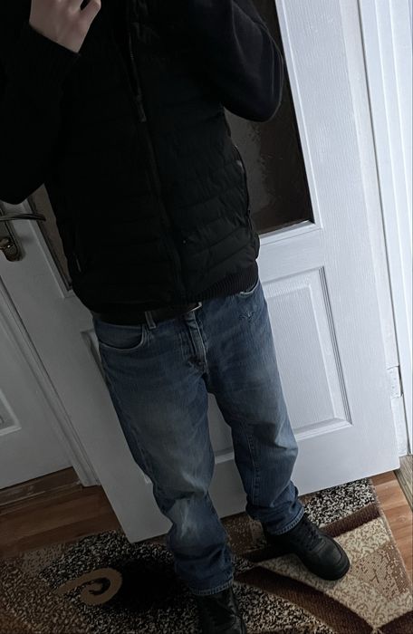 Levi’s Premium 511 — L