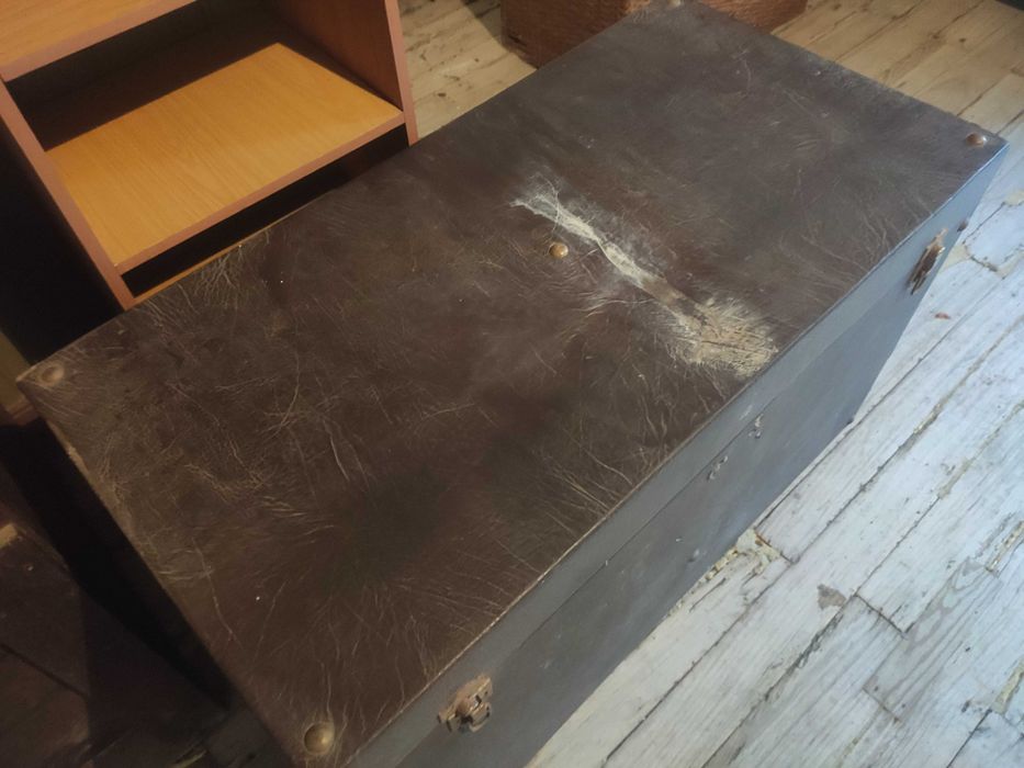 Baú antigo arrumação