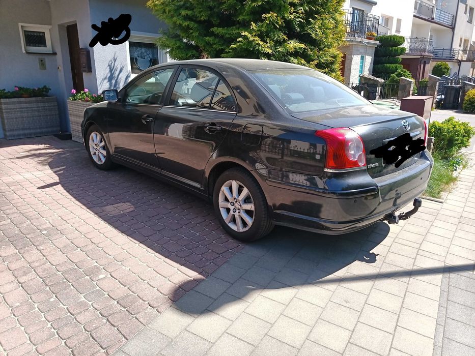 Samochód osobowy Toyota Avensis
