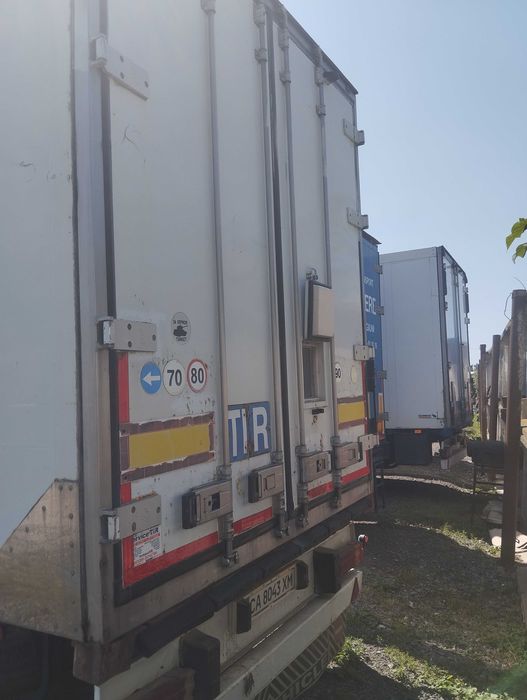 Напівпричеп . SCHMITZ Cargobyls