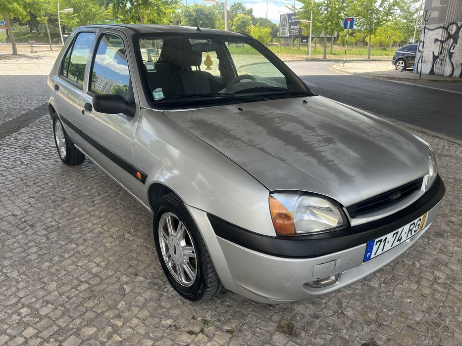 Ford Fiesta 1.8 tddi 90 cv .. A/C