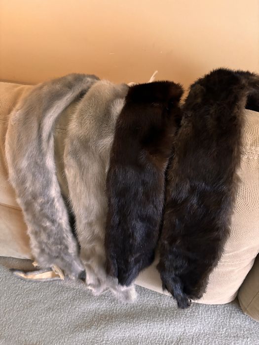 Продам шкірки норки (фабричноі виправки.)Сірий,шоколадний колір