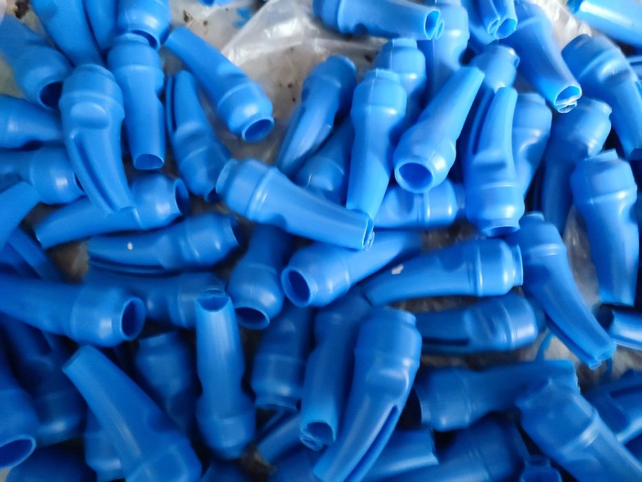 Кришка для ПЕТ пляшок 3л, 5 л, 6л, лійка до каністри 4 л синя, запашка