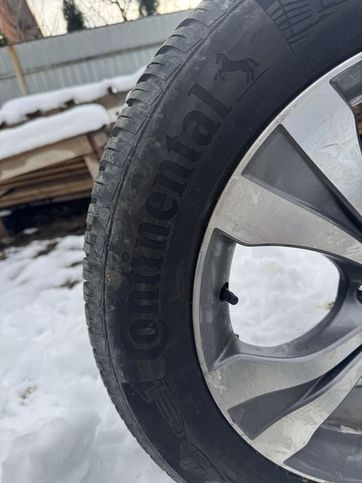 Продам комплект зимової резини