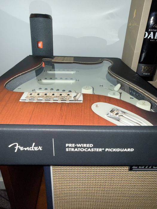 Pickguard Fender Stratocaster Completo - Player Series