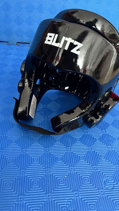 Conjunto de material de Sparring para Taekwondo ou Karate