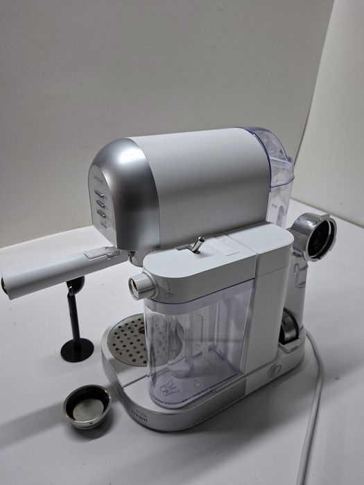 Kolbowy ekspres ciśnieniowy Cecotec Bianca Cumbia Power Instant-ccino