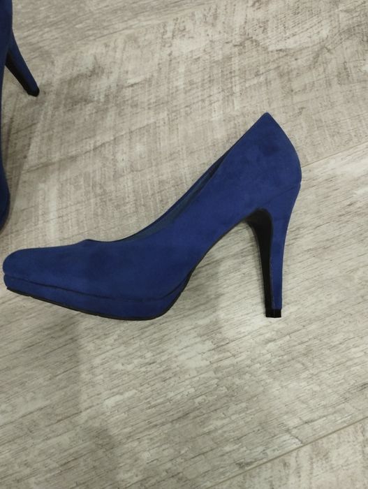 Szpilki chabrowe zamszowe rozmiar 36