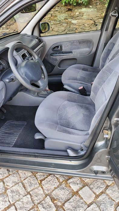 Renault Clio 1.2 RXE