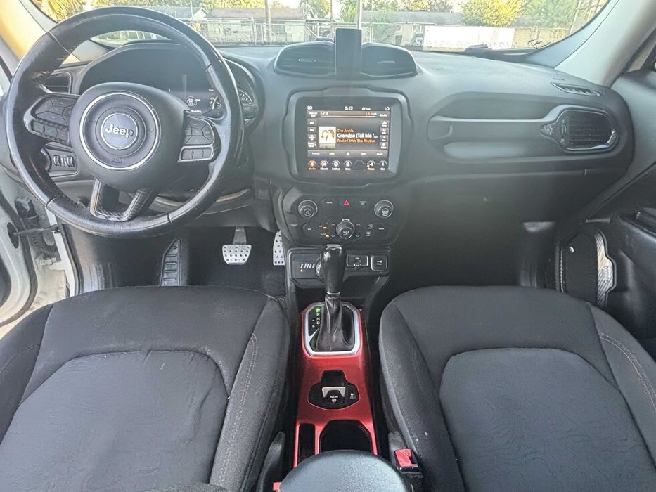 Jeep Renegade      2018