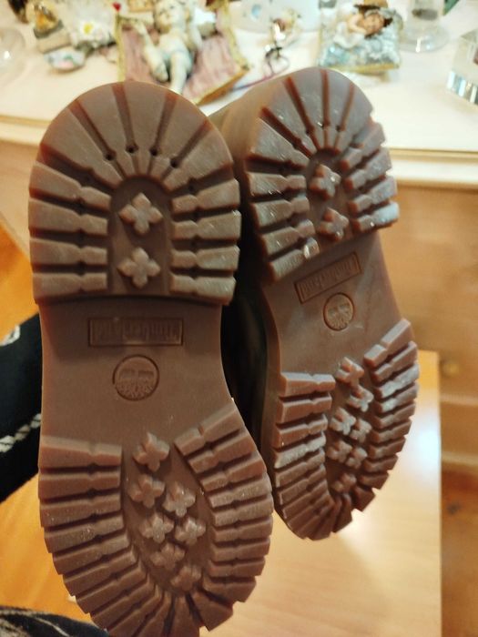 Botas castanhas da Timberland de homem