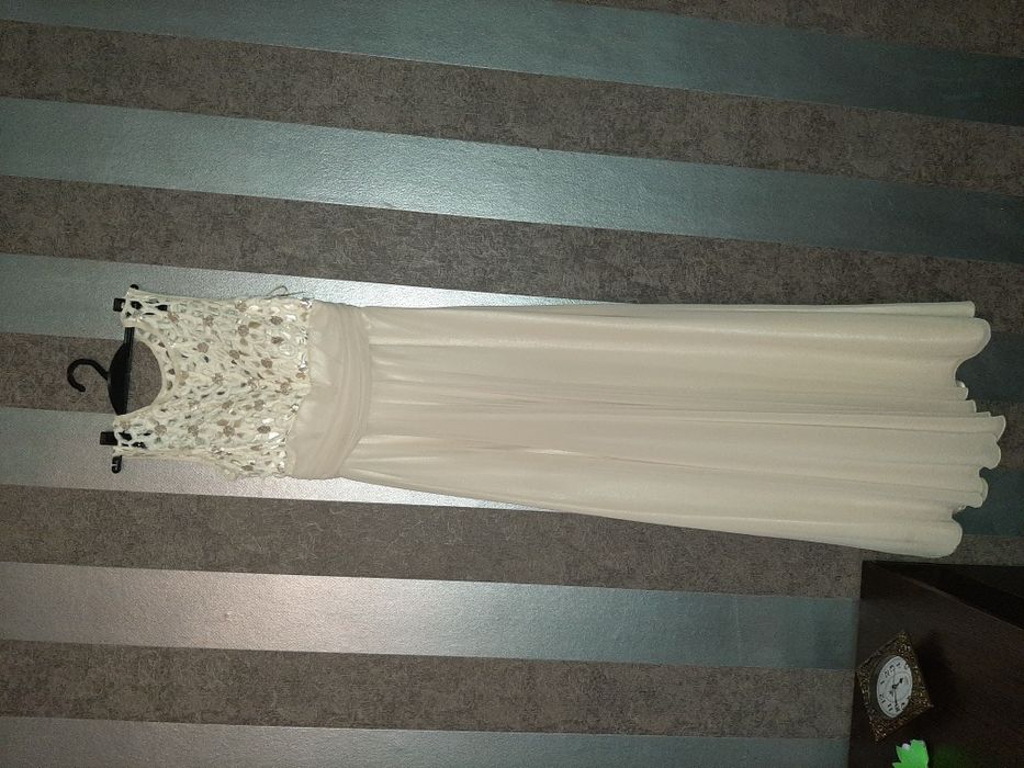 Продам сукню! Б/у