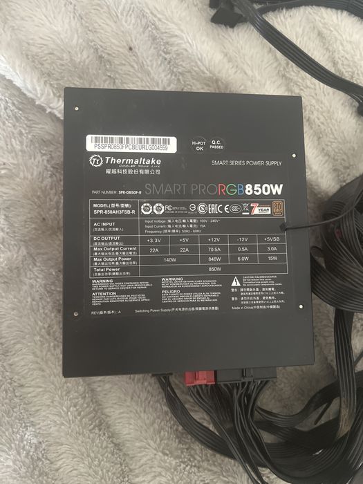 Fonte de 850w com fan de rgb para