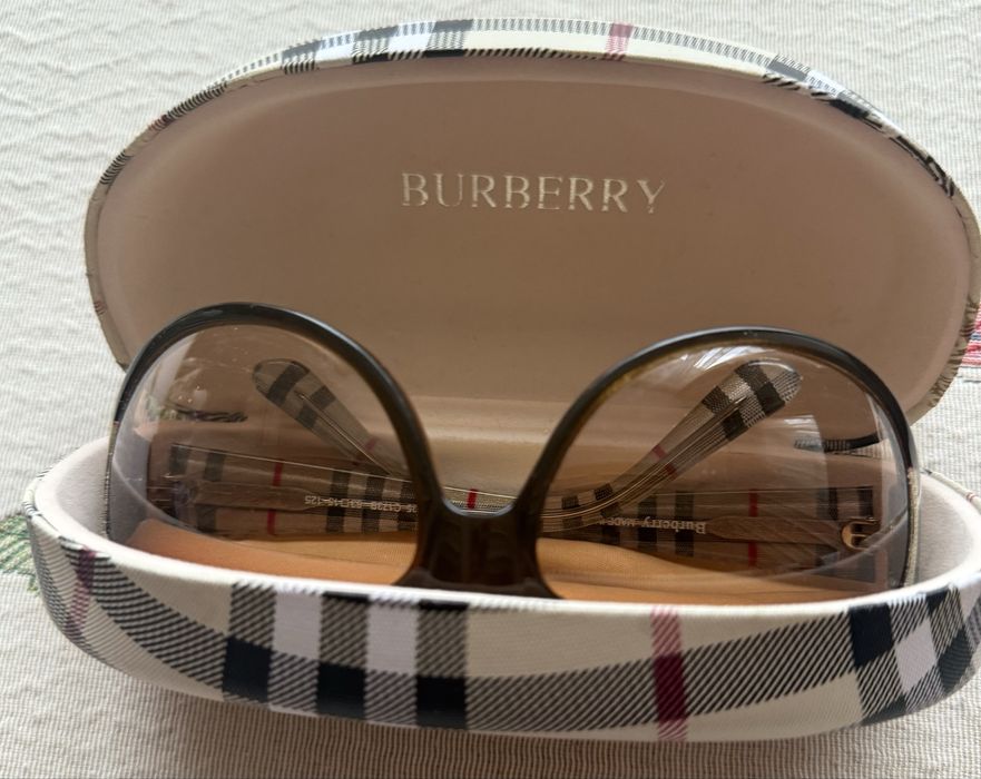 Окуляри сонцезахисні Burberry