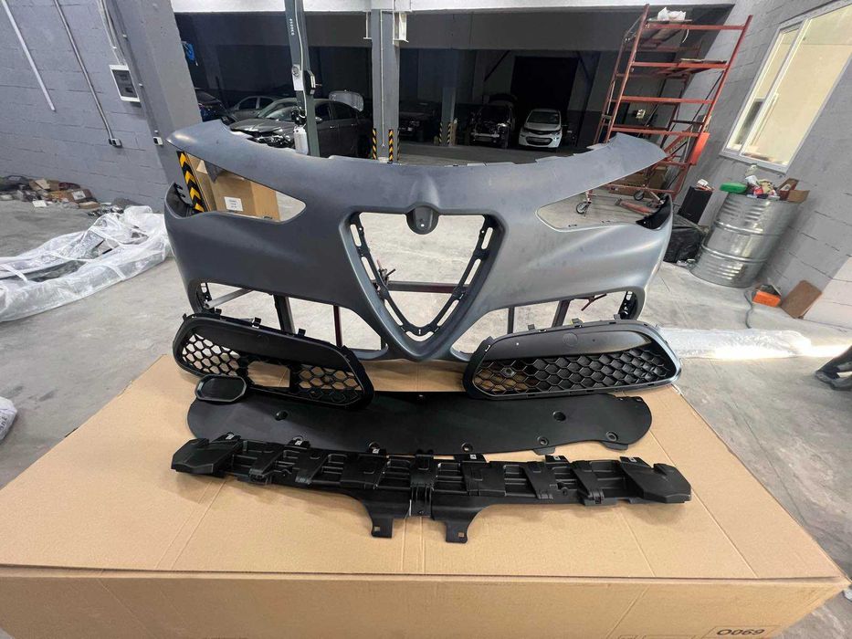 Решітки в передній бампер ALFA ROMEO STELVIO