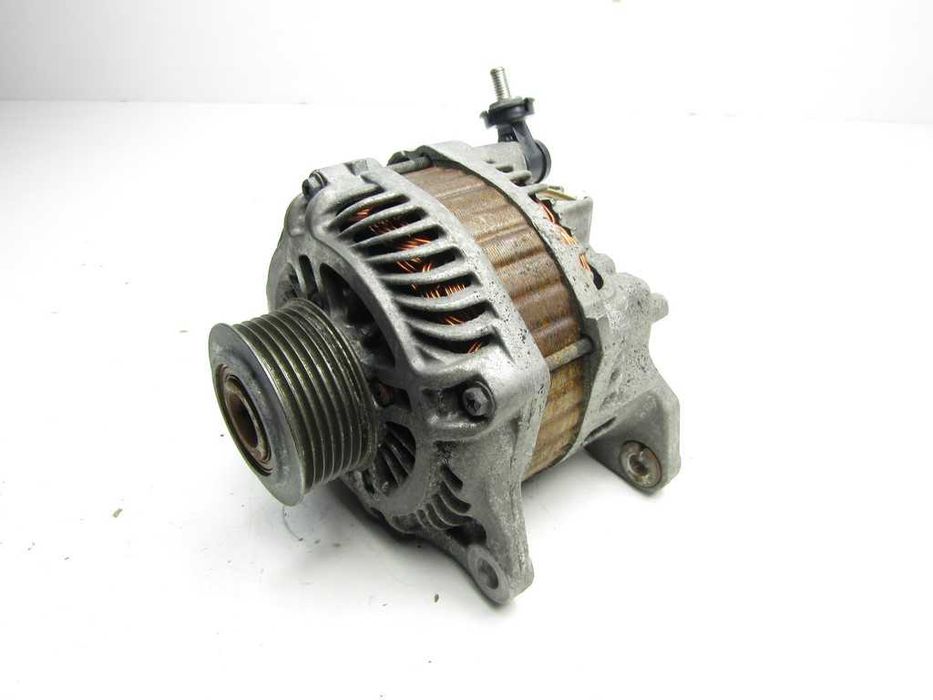 Nissan Navara D40 2.5 DCI alternator