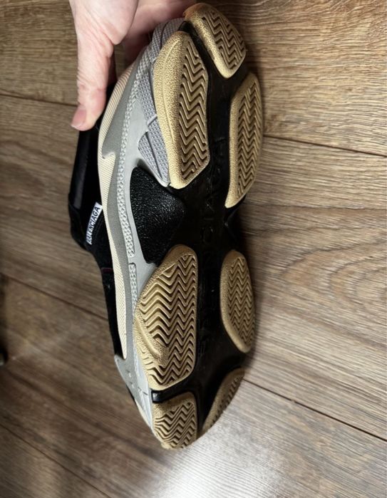 Balensiaga кросівки