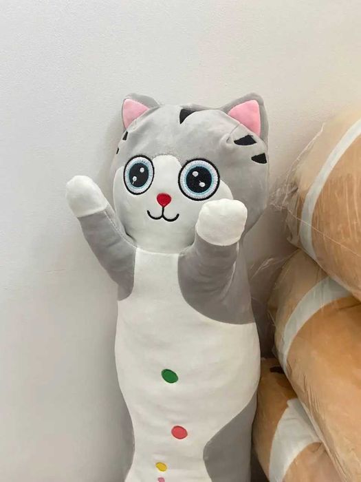 Кошка-обнимашка 70 см — плюшевая подушка для игр, сна и декора