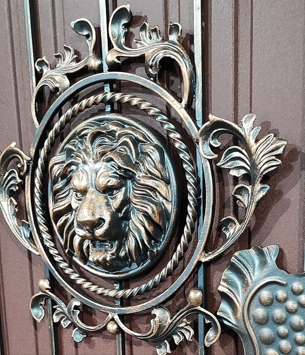 Ворота. Ковані ворота. Ворота з профнастилу. Ворота з ковкою. Брама