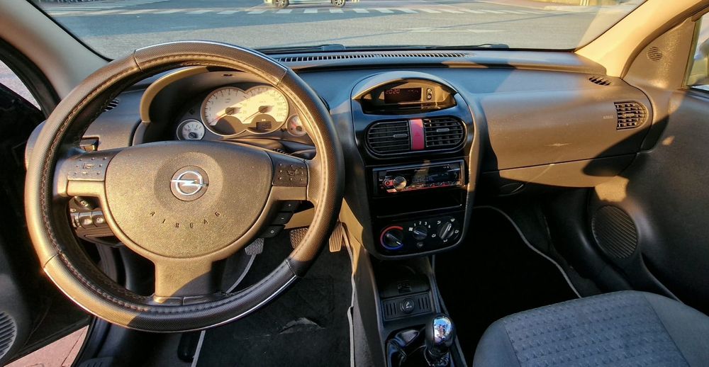 Opel corsa C  1.2 Gasolina