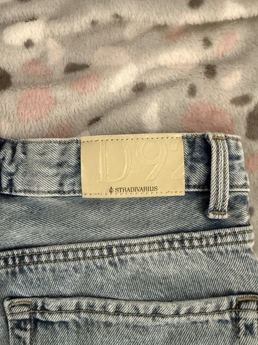 Джинси Stradivarius