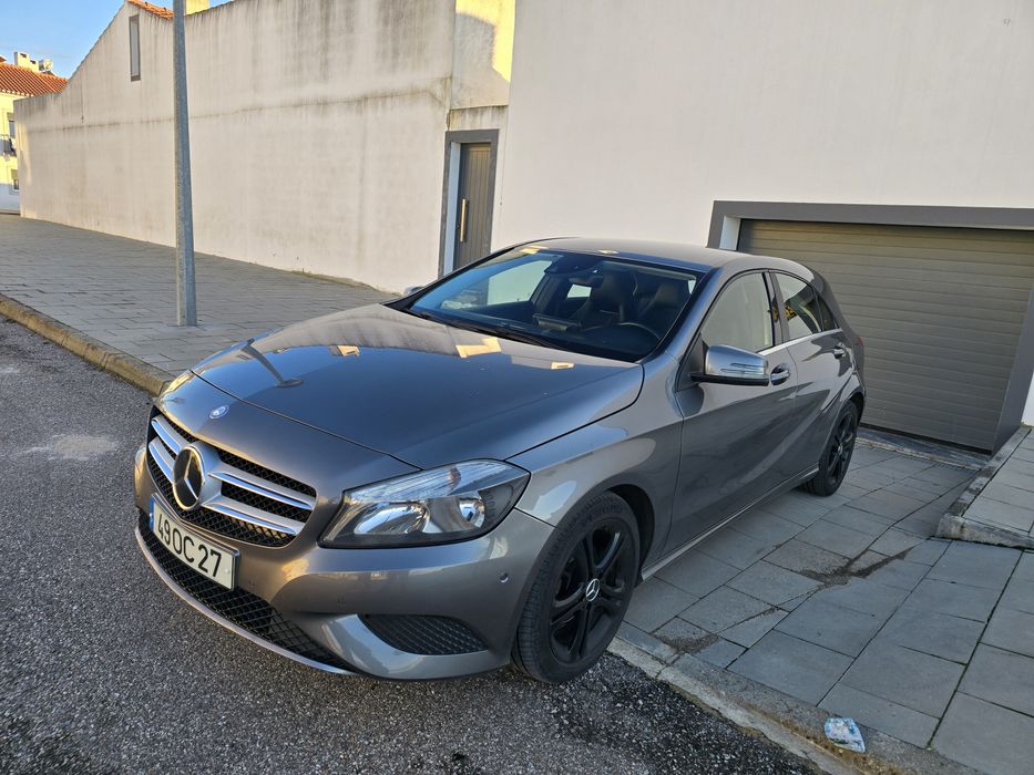 Mercedes a180d ano 2013