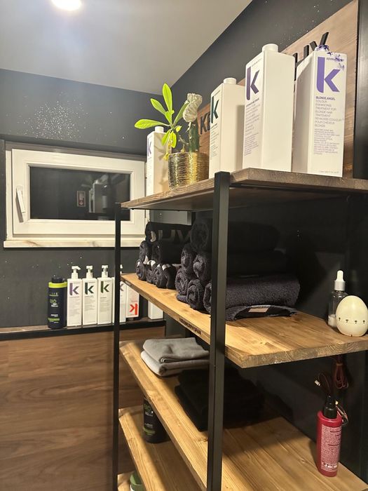 Cabeleireiro, centro de estética para trespasse na Rua João da Silva