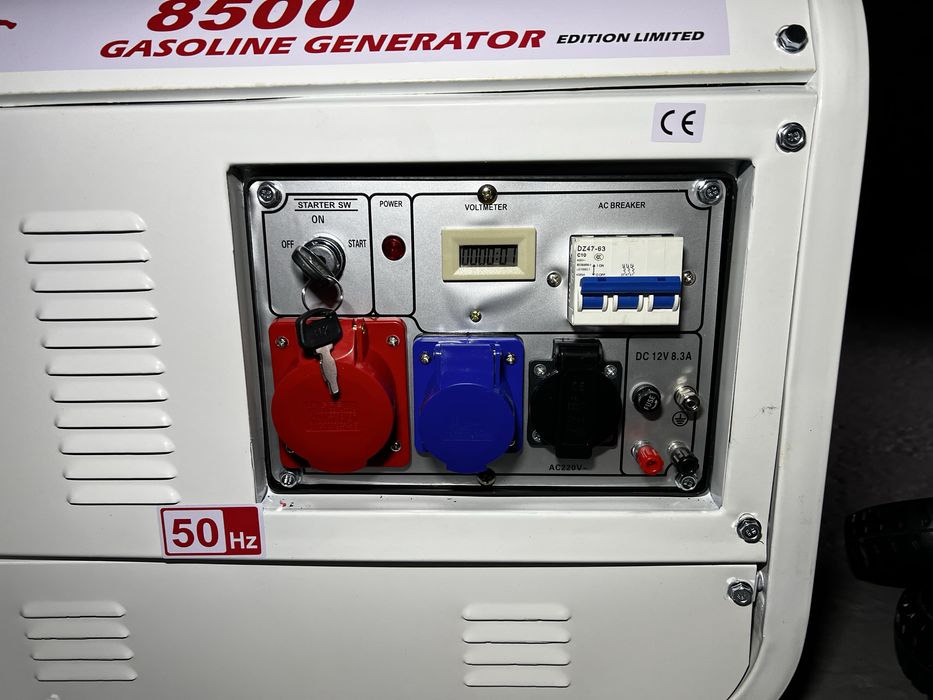 Бензиновий генератор LOMBARDY 8500  2.3Квт   2х220V + 1х380V