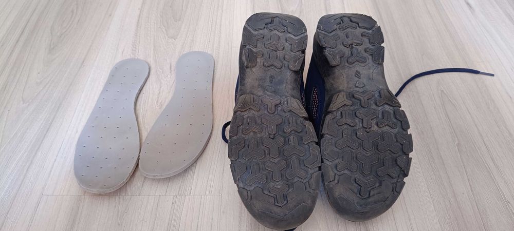 Buty trekingowe quechua 35