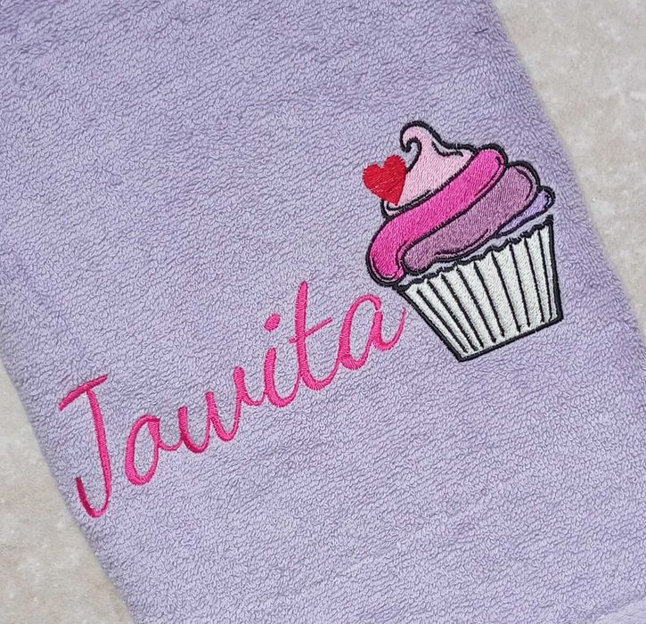 Bawełniany Ręcznik z Imieniem 100x50 Haft Babeczka Muffinka Imię