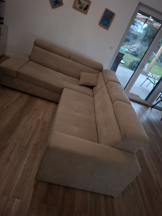 Kanapa naroznik bezowy