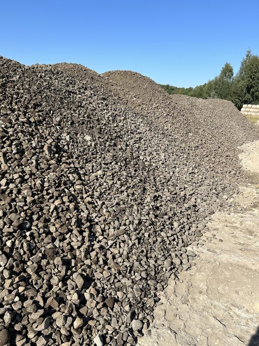 Tluczen betonowy , kamienny , kolejowy