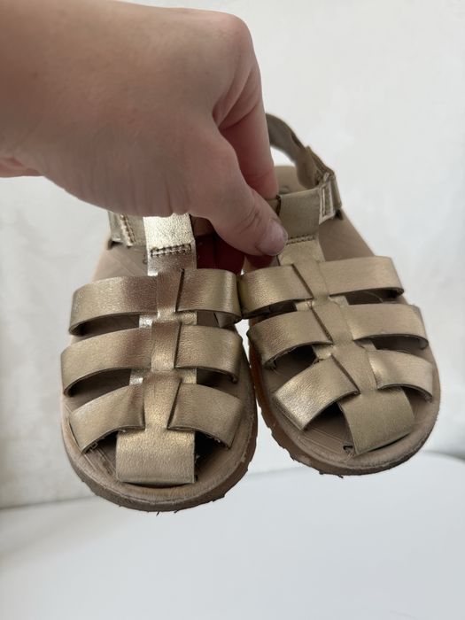 дитячі сандалі бомоніжки zara