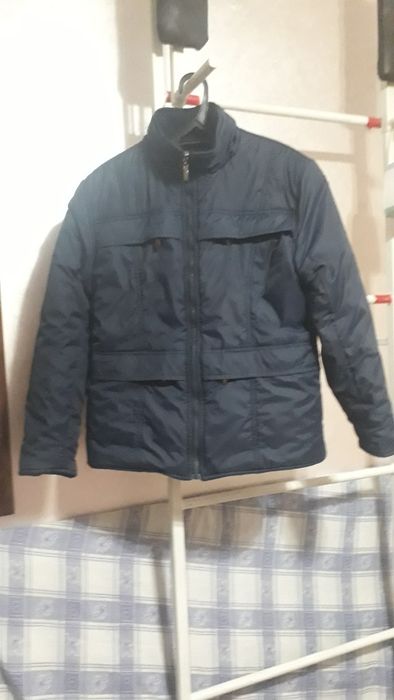 Курточка зимова на 12/13 років балонова утеплена хорошому стані