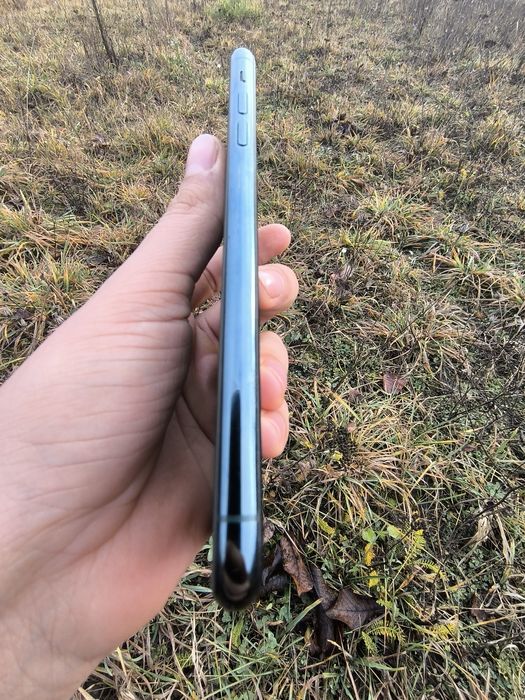 Продам Айфон 11 про Макс в ідеальному стані