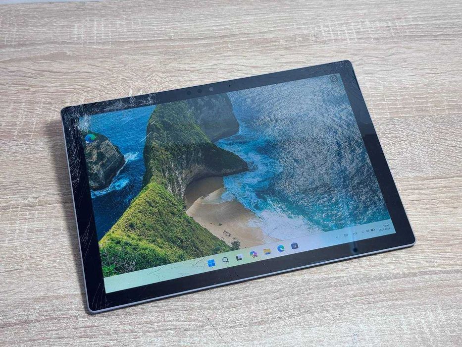 Microsoft Surface Pro 5 LTE core i5 8GB 256GB SSD | 12″ FHD | Win 11 Pro