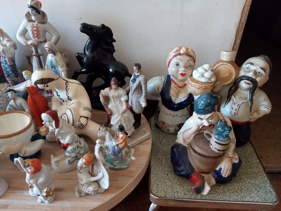 Статуэтка фарфор фигурка