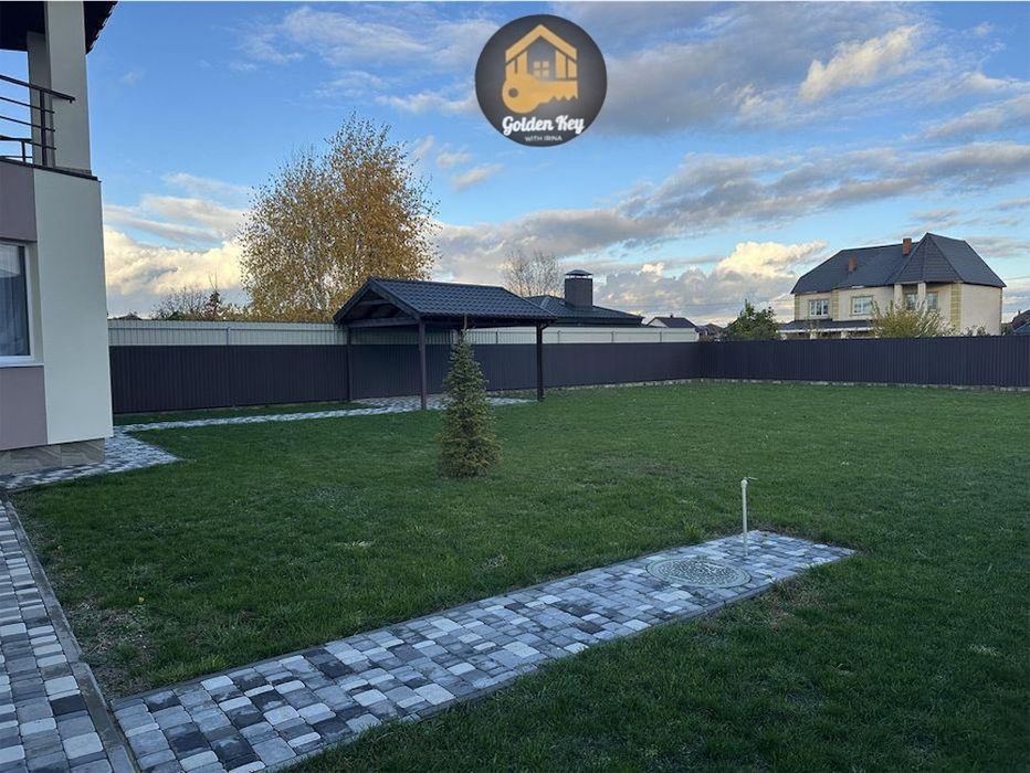 Продам Просторий Мебльований Будинок 220м2, 10соток , с. Гора , 10км
