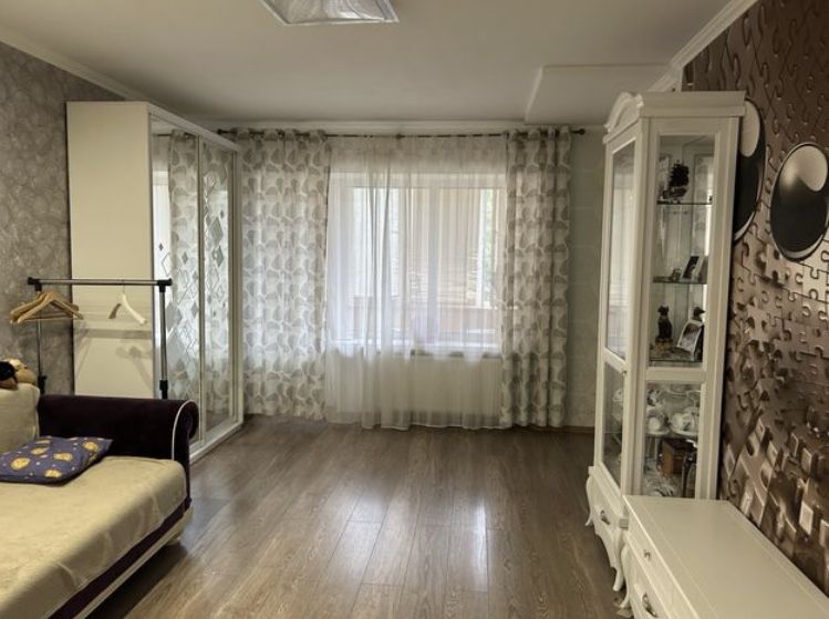 Продам 3 кім. квартиру Олександрівка