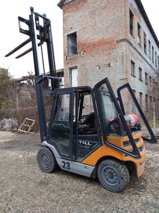 Вилковий навантажувач кара Still RX70-40T