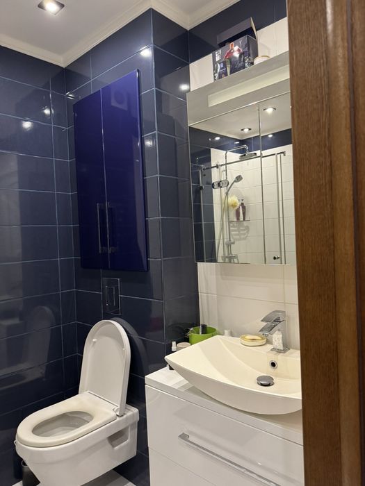 Сучасна квартира на Таврійському . Ліфт працює .